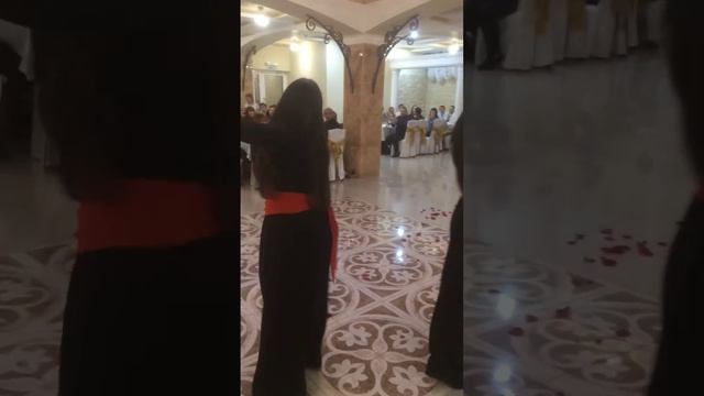 Танцевальный ансамбль"Адана",Волгоград, вынос Шашлыка? смотреть онлайн