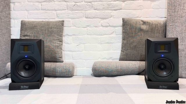 Как звучат мониторы Emotiva Airmotiv 5s смотреть онлайн