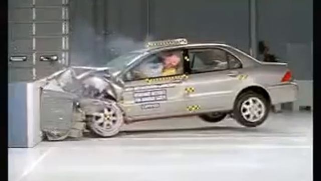 Краштест Mitsubishi Lanser Classic смотреть онлайн