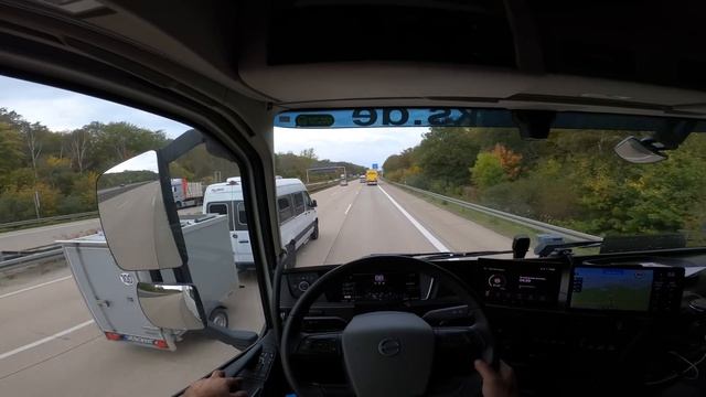 POV Trucking Volvo FH500 and tips for the new drivers. Things I take with me on a weekly trip. 4K смотреть онлайн