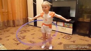 Дети занятие гимнастикой и обручами 3+