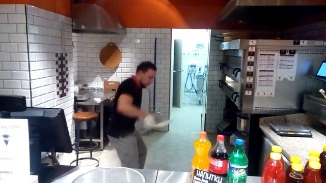 Лучший ПИЦЦАМЕЙКЕР МИРА в Мытищи смотреть онлайн