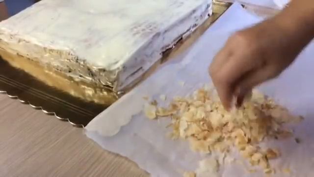 Torta ? S. Honorè - facile e di grande effetto - TUTTI A TAVOLA смотреть онлайн