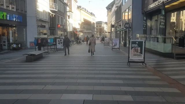 Aarhus, DENMARK ?? Walking Around The Inner City Of Aarhus (April 12, 2021) смотреть онлайн