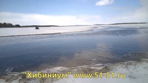 Езда на снегоходе по воде. Преодоление проталины на снегоходе.