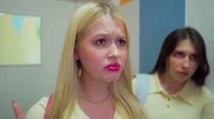 Почему Лаура БРОСИЛА Бєнса ? Кампус