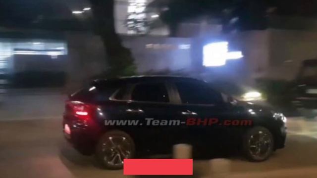 Spied | 2022 Baleno Facelift Spied Undisguised In TVC Shoot | Gets New Alloys & Led Tail Lamp. смотреть онлайн