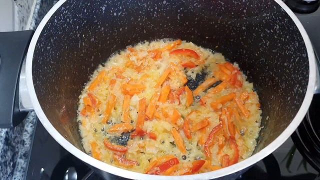 Турецька Чорба з Зеленою Сочевицею та Локшиною. Юшка з Сочевицею по-турецьки.