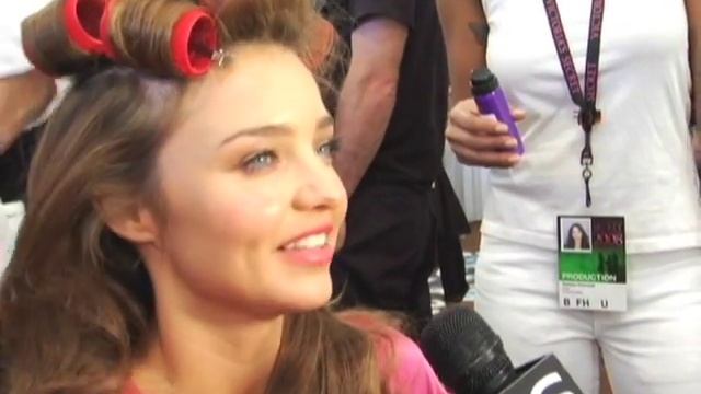 VS 08 - Backstage Before The Show - Part 1 смотреть онлайн