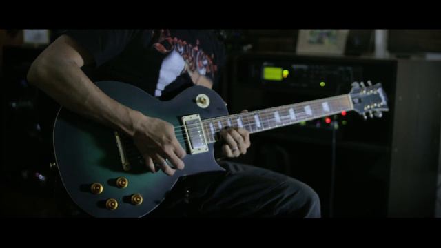 EPIPHONE LES PAUL ULTRA смотреть онлайн