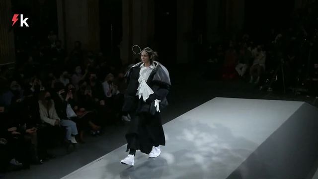 YOHJI YAMAMOTO - FALL WINTER 2022 / 23 - PARIS FW22