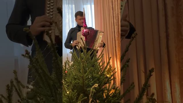 В этой деревне огни не погашены. смотреть онлайн