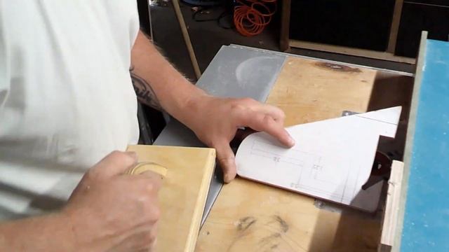 French Cleat Halterung für Kleinholz смотреть онлайн