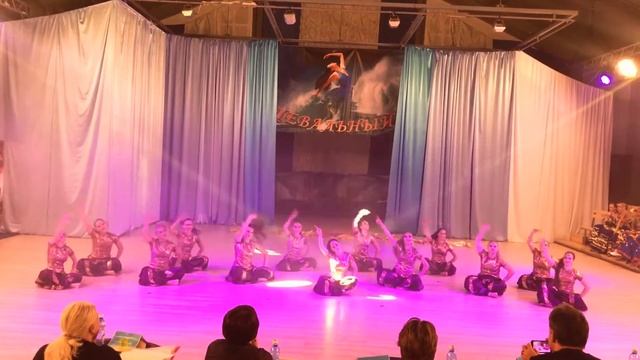 "Malhari - дух победы" - старший состав студии индийского танца "Аруна", г. Находка смотреть онлайн