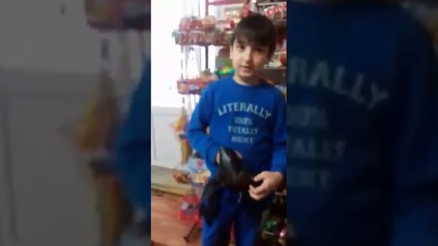 Доброта и чистое сердце должны быть у всех.Важно всегда помнить о тех кому тяжело жить и помогать и смотреть онлайн
