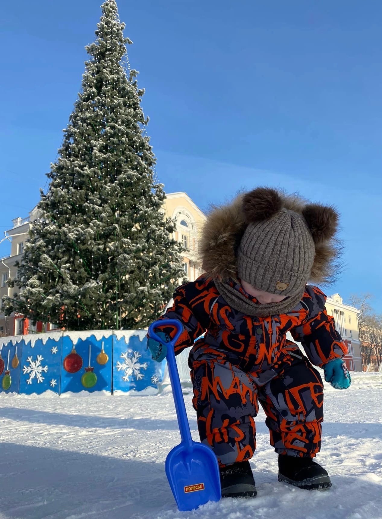 КУПИЛИ ДОМ. ПЕРВАЯ ПОЕЗДКА ПОСЛЕ ПОКУПКИ. КУЧА ХЛАМА И СНЕГА. ДОМ В 