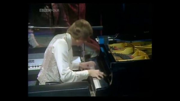 The Carpenters (Review)