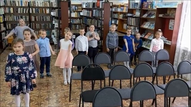 "Поход" стихотворение Ирины Мочаловой для физкультминутки. смотреть онлайн