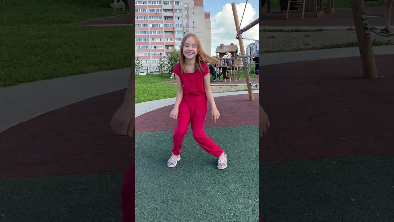 Скидки налетели как саранча, осталось только успеть забрать подарок ребенку по выгодной цене!