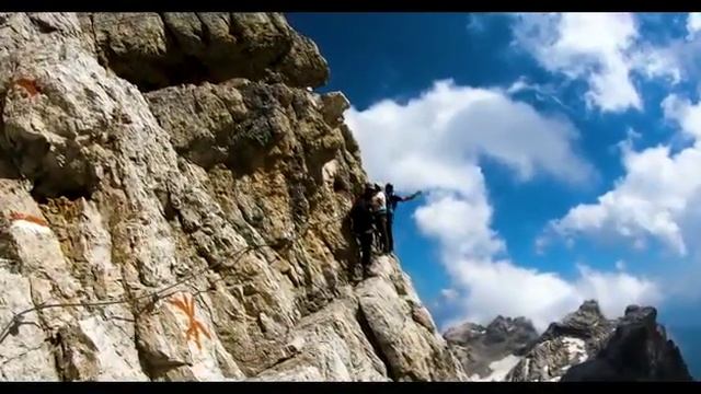 Via ferrata Alfredo Benini - Dolomiti di Brenta смотреть онлайн