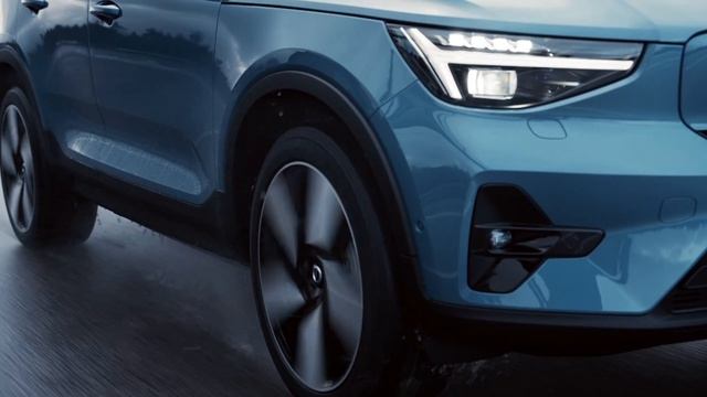 Volvo C40 Recharge | Driving Footage | смотреть онлайн