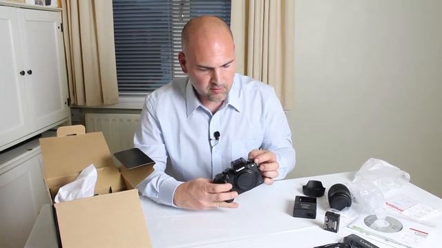 Panasonic Lumix DMC-G7 4K DSLR Camera Unboxing & First Look смотреть онлайн