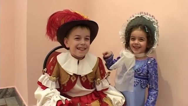 Театр-студия "История в костюмах" смотреть онлайн