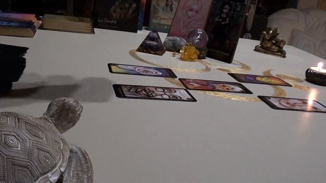 DIMANCHE 5 NOVEMBRE S44 ORACLE tirages cartes divinatoires, guidance divine. смотреть онлайн