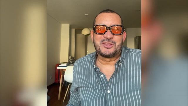 ¿Cómo evitar ser reemplazado por un Twingo? ?? ¡Aquí te lo explico! смотреть онлайн