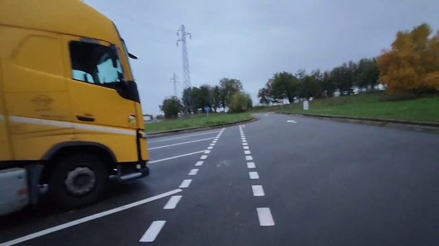 ЭМИГРАНТЫ в ПРИЦЕПЕ ПОРЕЗАЛИ КРЫШУ. Рейс АВСТРИЯ - ФРАНЦИЯ, ГЕРМАНИЯ - СЛОВАКИЯ. смотреть онлайн