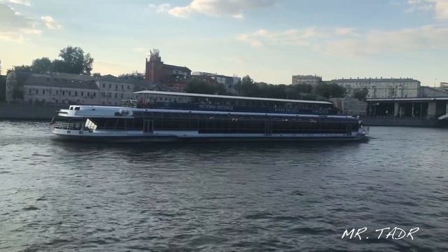 РИВЕР ПАЛАС 2 Московский речной транспорт/Moscow river transport смотреть онлайн