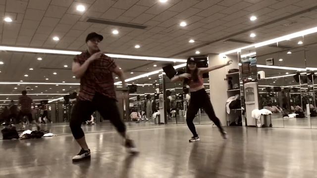 Reggaeton Style - Hace Calor смотреть онлайн