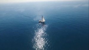 Футаж. ПАРУСНИК В МОРЕ