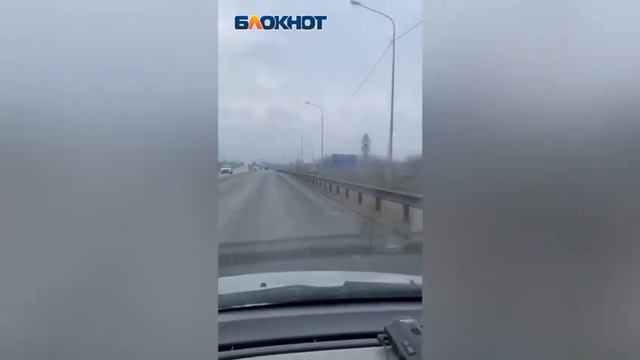 Дорога без знаков на мосту Волжский-Волгоград смотреть онлайн