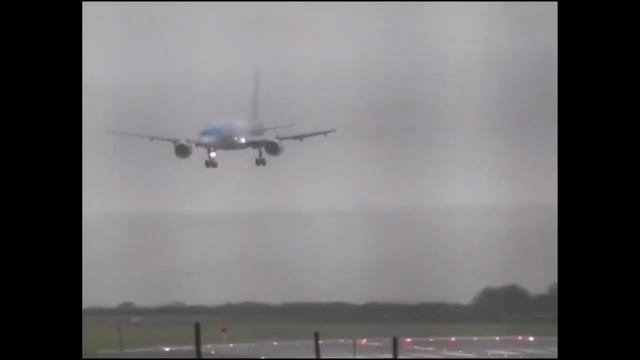 Учимся водить самолет под фонк смотреть онлайн