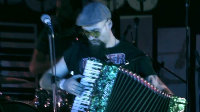 Голос Омерики - С.П.Б.Я.С. (LIVE) смотреть онлайн