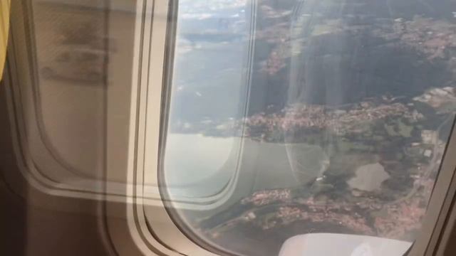 Летим домой Милан-Каунас смотреть онлайн