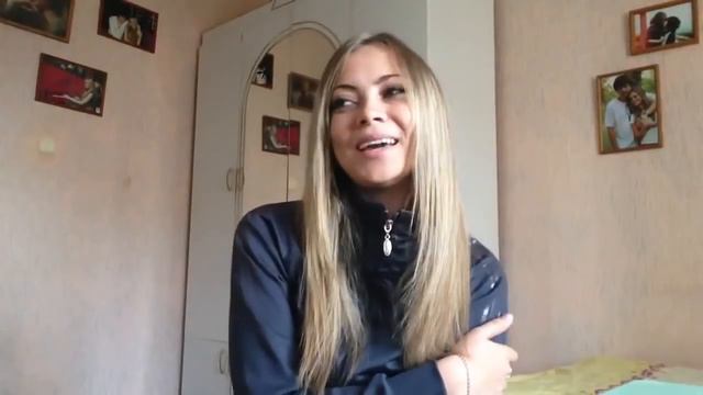 Очень красивая девушка с очень нежным и проникновенным голосом! смотреть онлайн