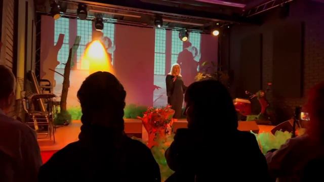 Премьера песни "Рюмка кофе", Елена Балашова смотреть онлайн