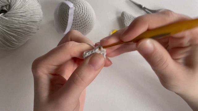 МАСТЕР-КЛАСС ПО ВЯЗАНИЮ ЗАЙКИ смотреть онлайн