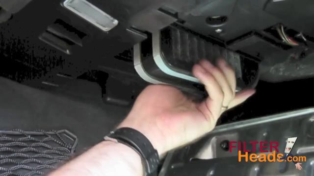 How to Replace Cabin Air Filter Mercedes-Benz S-Class смотреть онлайн