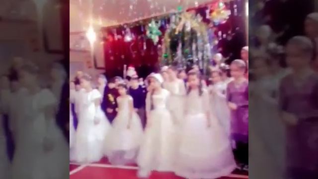 Песня свечи и хлопушки || 4б класс || смотреть онлайн