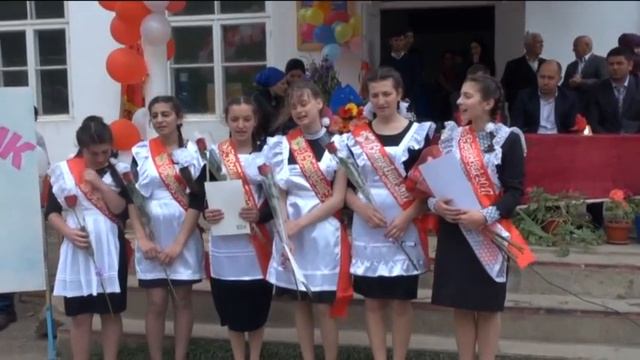 Последний звонок 2017 в Курахском районе смотреть онлайн