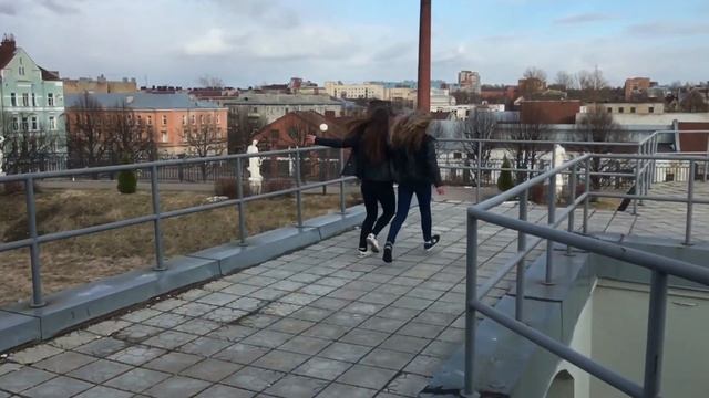 Найтивыход-Spectrophobia смотреть онлайн