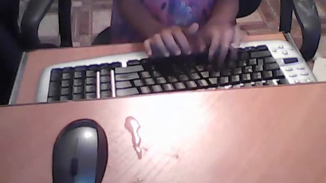 С сестрой нечем было заняться!))И сняли клип))) смотреть онлайн