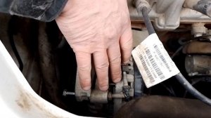 ЗАМЕНА РОЛИКА РЕМНЯ ГЕНЕРАТОРА LADA GRANTA FL БЕЗ НАТЯЖИТЕЛЯ И С КОНДИЦИОНЕРОМ