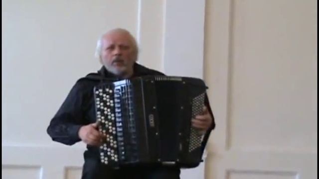 E.Derbenko-Полет шмУля.avi-A,Skliarov смотреть онлайн