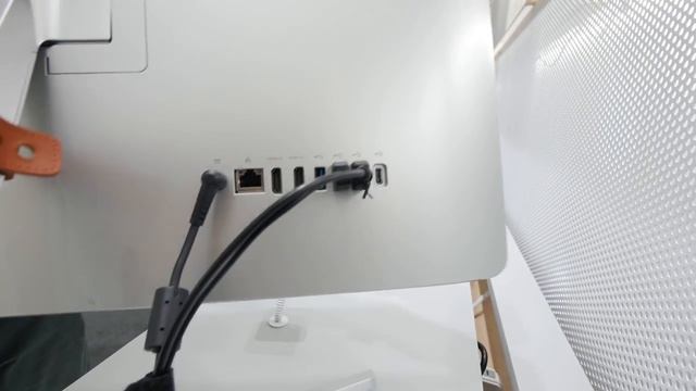Ein wunderbarer Bildschirm Desktop | Acer Aspire Z24 All in One | Erster Eindruck смотреть онлайн