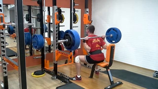 Кирилл присед на стул 160х6 смотреть онлайн