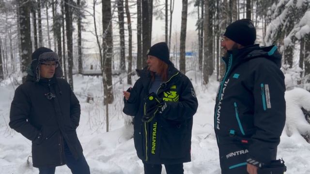 "Управляющая силой: Девушка - лидер за рулем вездехода Лось BV 206 ” смотреть онлайн